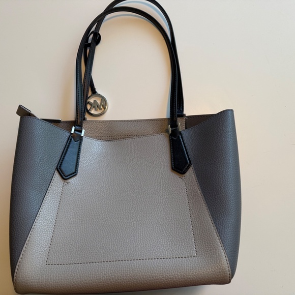 Two Toned Grey MK Bag - Picture 3 of 4